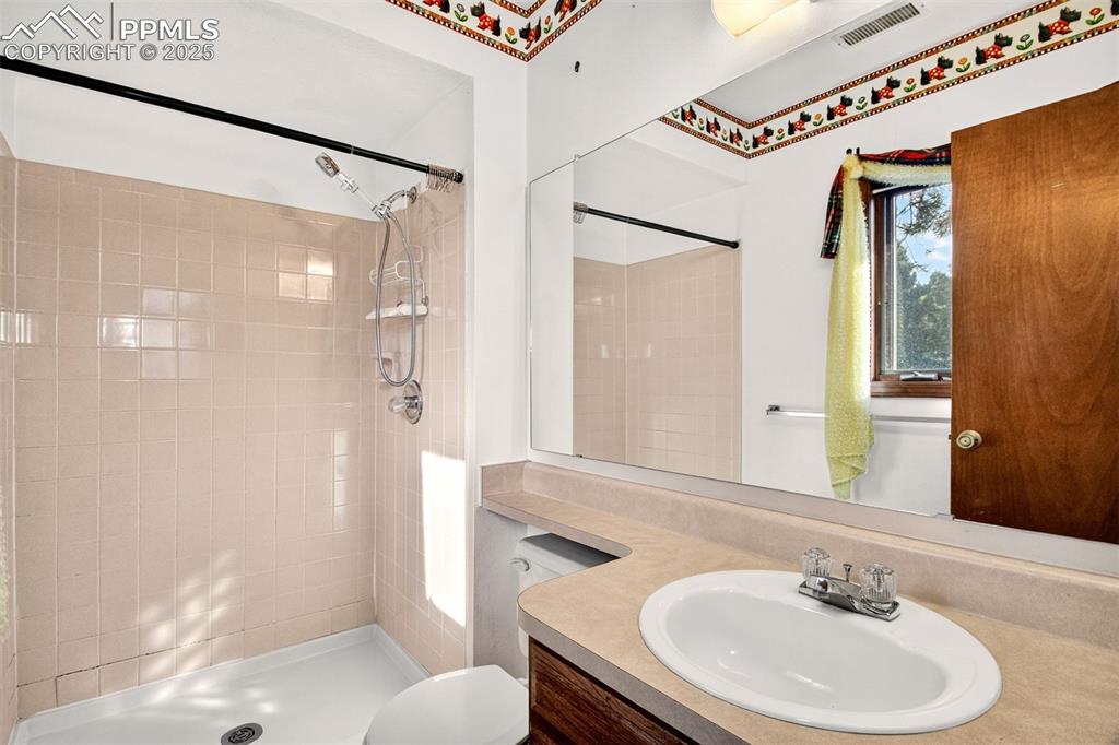 Image 32 of 50: 3/4 Bathroom 