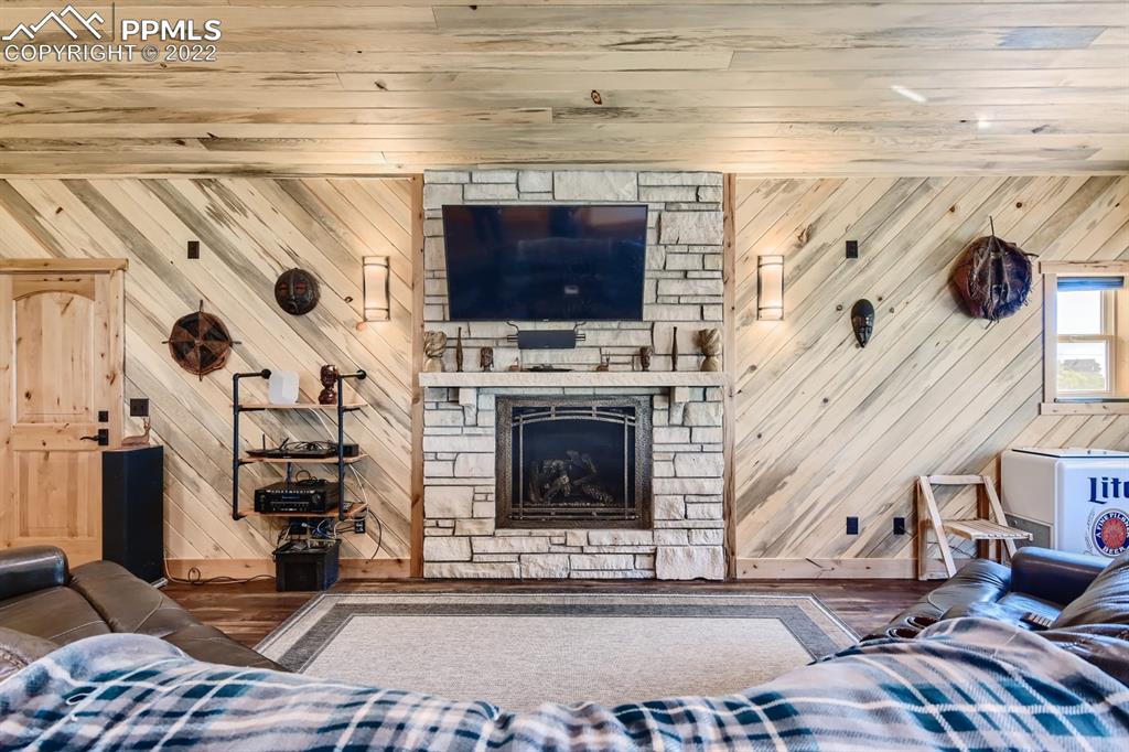Listing 6401174, Image 7 of 37