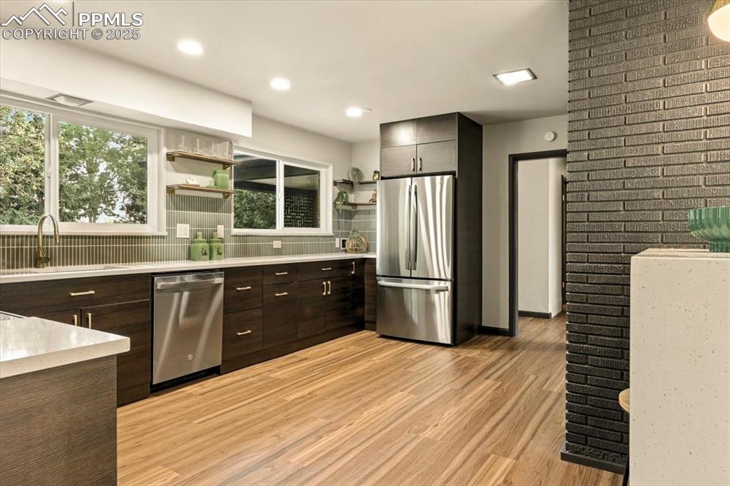 Image 11 of 35: Kitchen