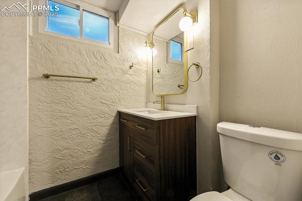 Image 32 of 35: Basement bathroom 2