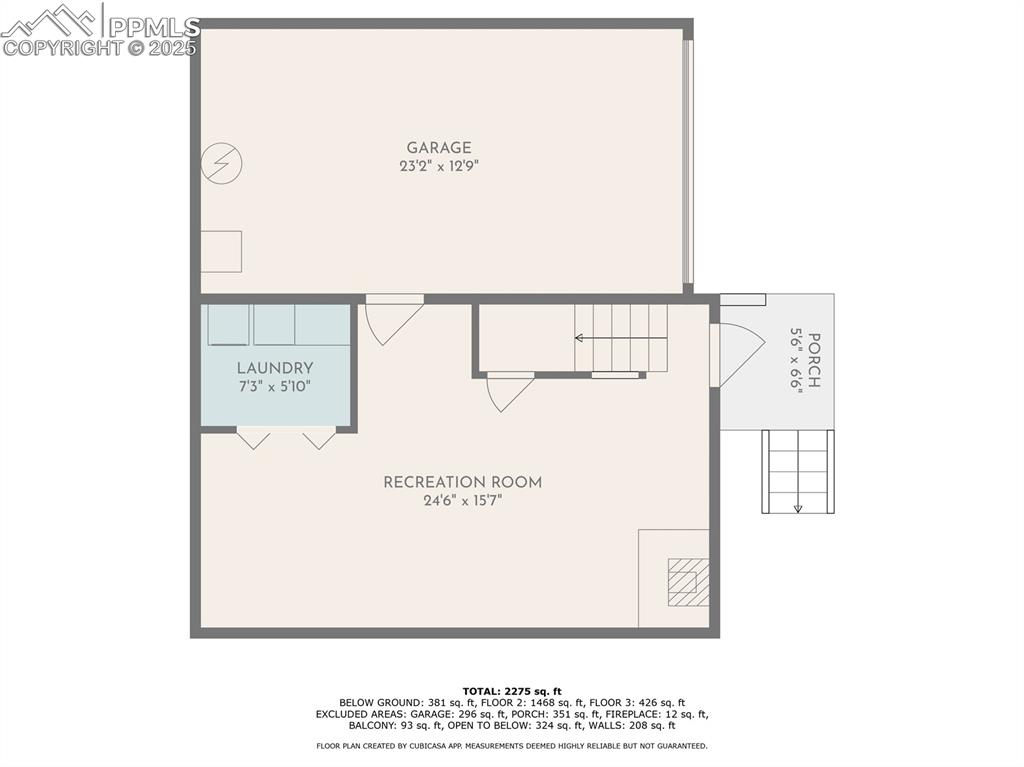 Image 47 of 50: View of room layout