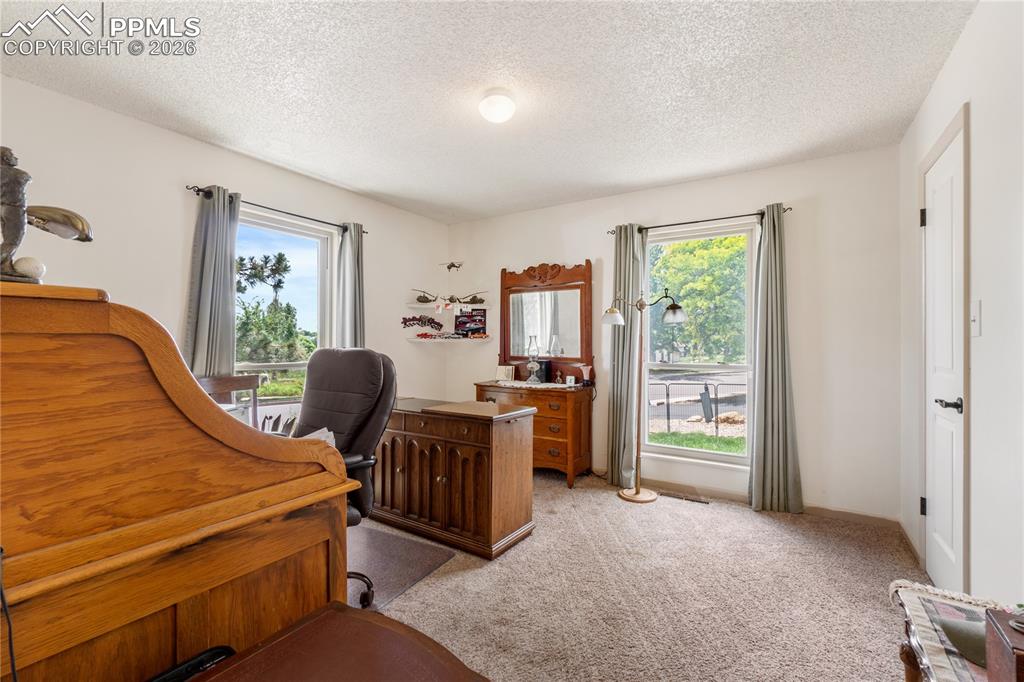 Image 16 of 39: Bedroom