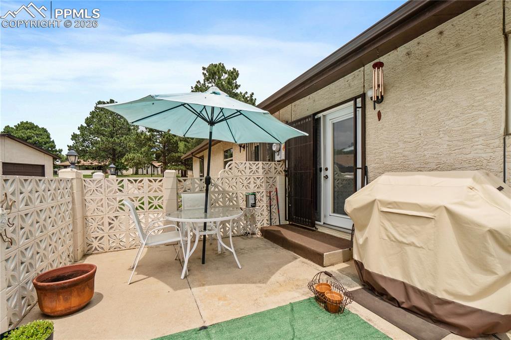 Image 29 of 39: Perrfect for outdoor cooking and dining