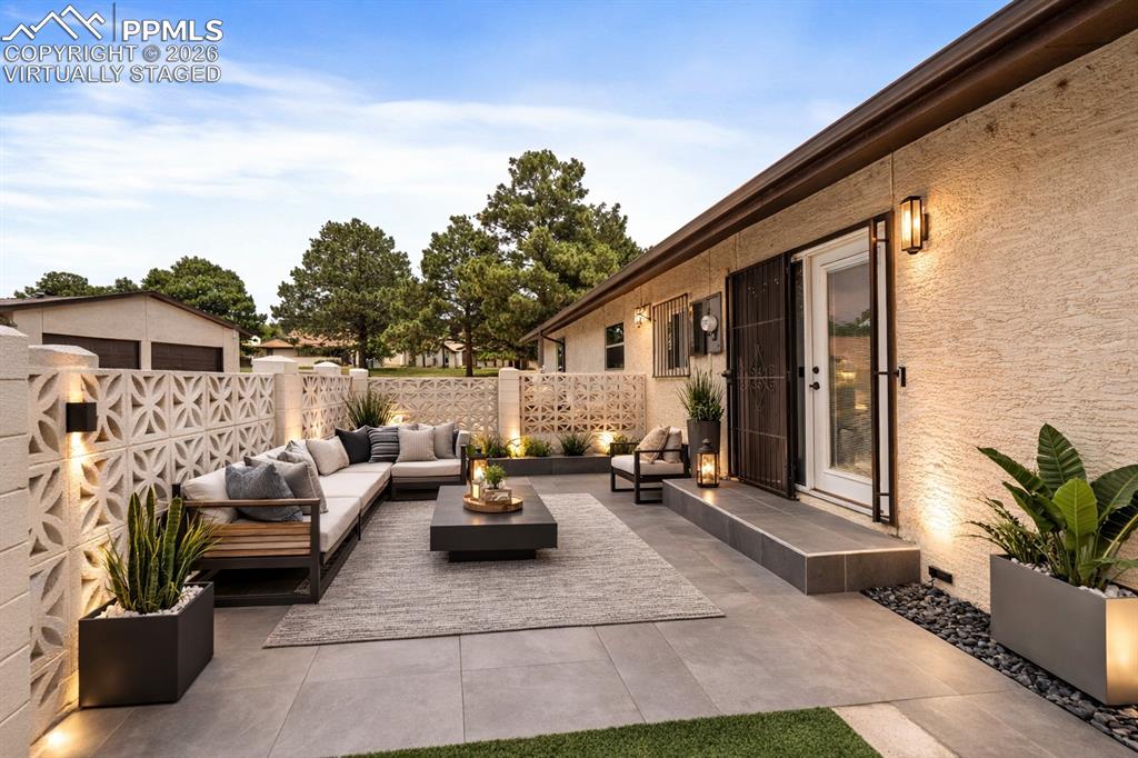 Image 40 of 46: Back of Structure