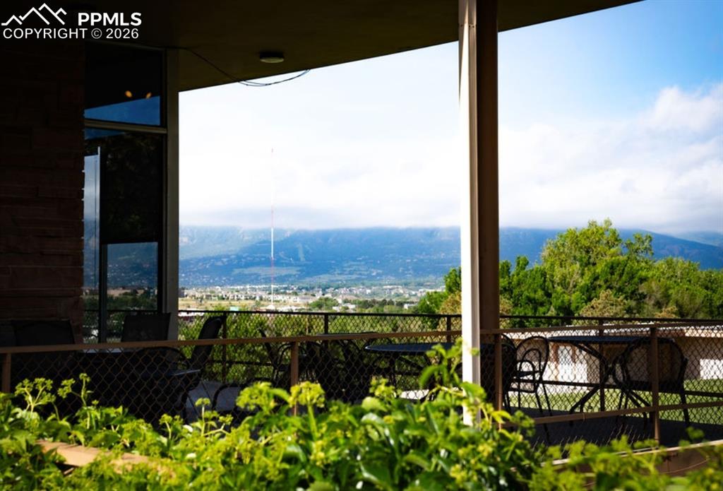 Image 43 of 46: Valley Hi Golf Coiurse