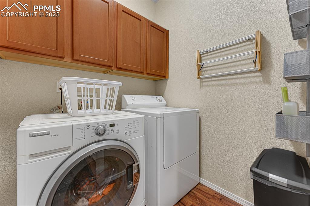 Image 20 of 27: Laundry