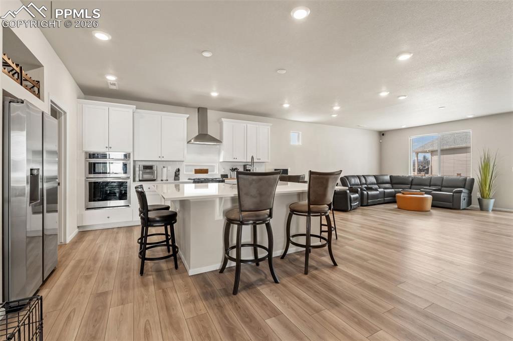 Image 10 of 39: Kitchen