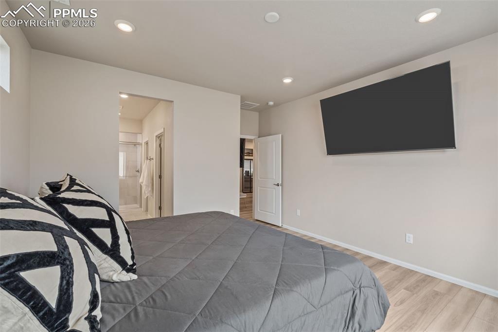 Image 27 of 39: Bedroom