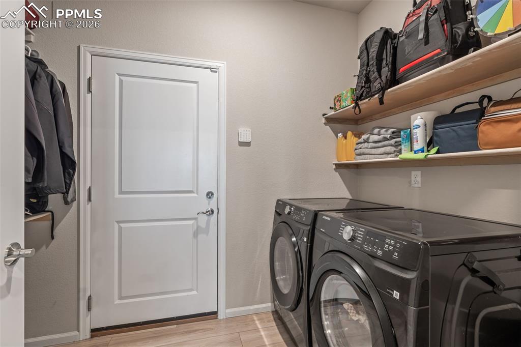 Image 35 of 39: Laundry