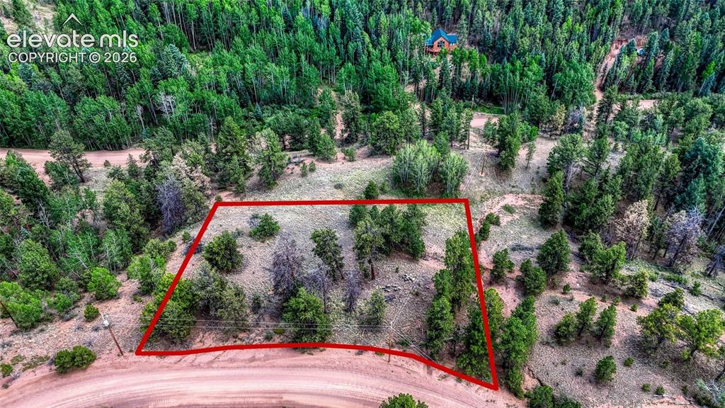 Image 3 of 27: Property lines are approximate and not a survey