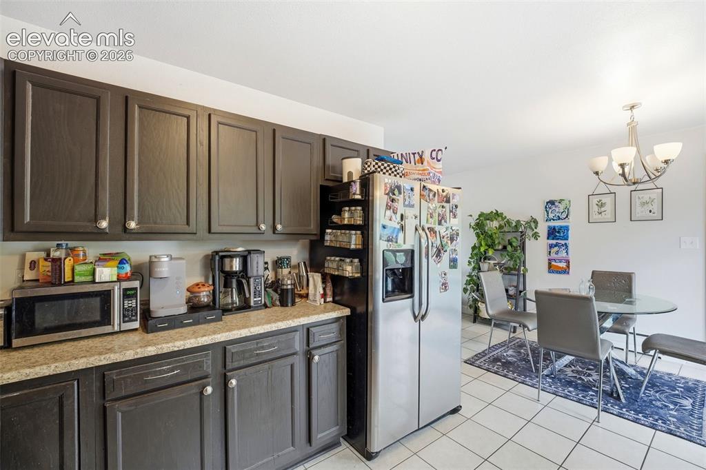 Image 14 of 44: Kitchen