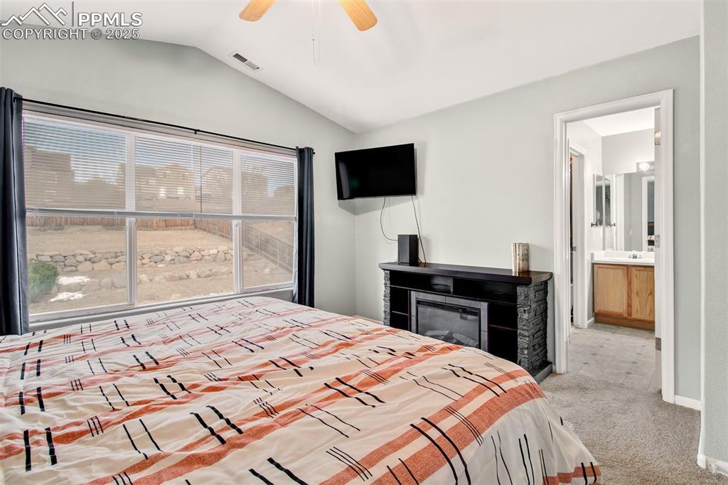 Image 14 of 27: Master Bedroom