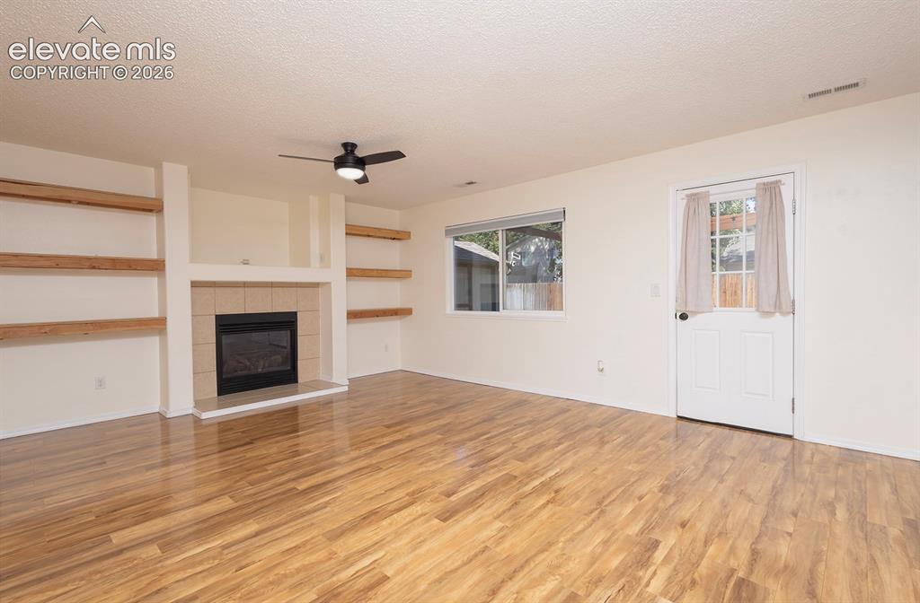 Image 12 of 33: Living Room