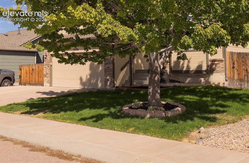 Image 3 of 33: Front of Structure