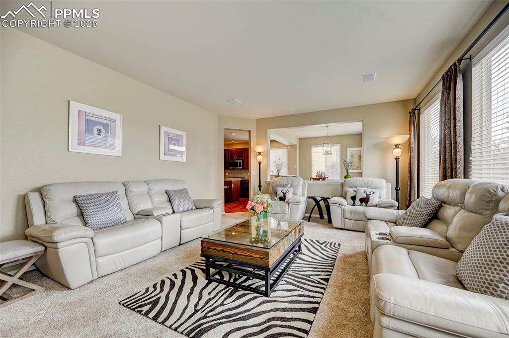 Image 16 of 45: Family Room