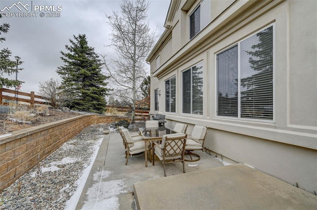 Image 44 of 45: Patio