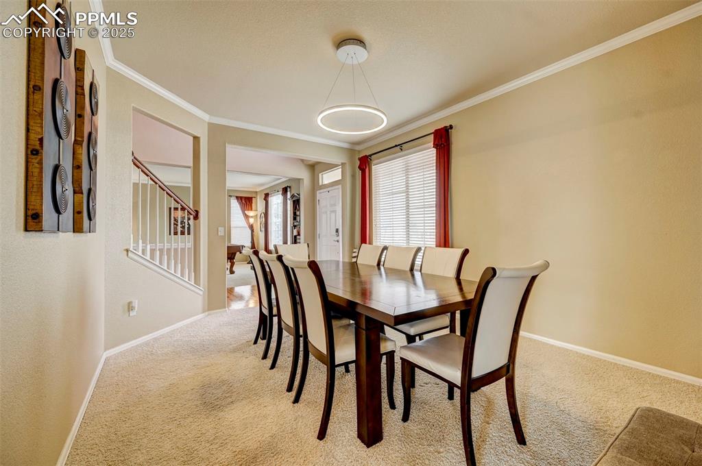 Image 6 of 45: Dining Area