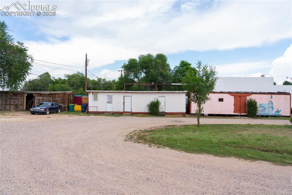 Image 13 of 20: Front of Structure