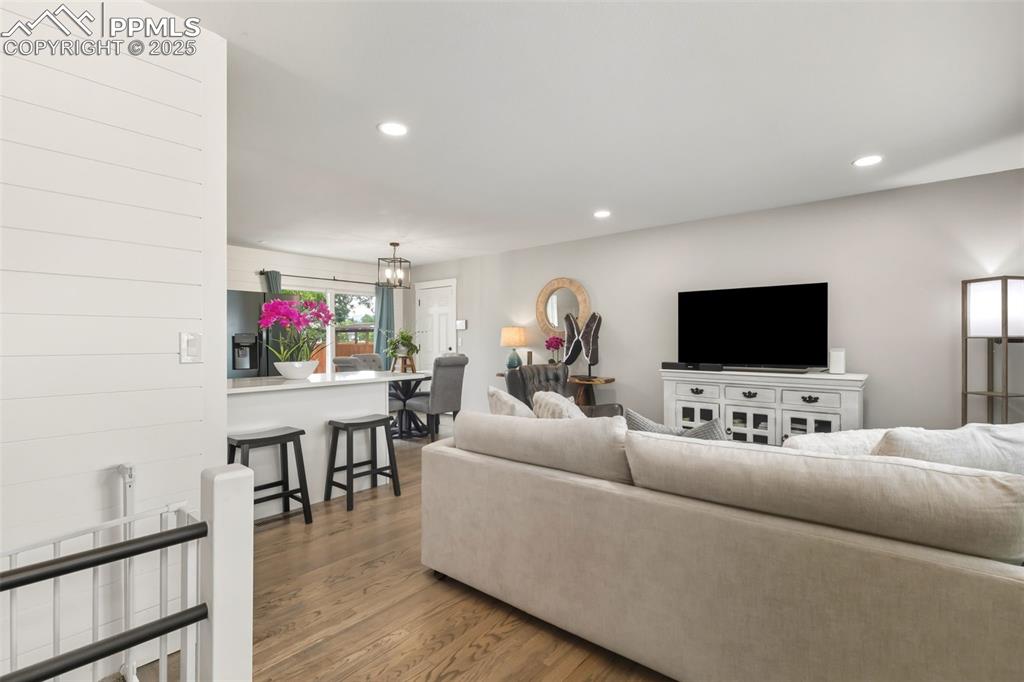 Image 14 of 36: Living Room