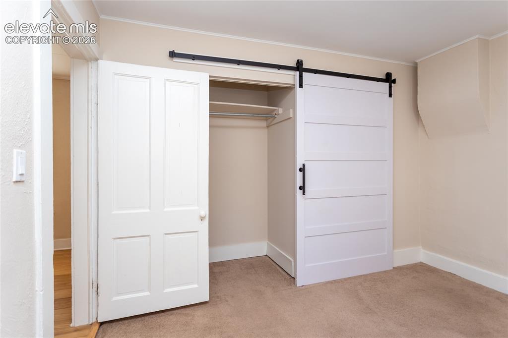 Image 35 of 44: Closet
