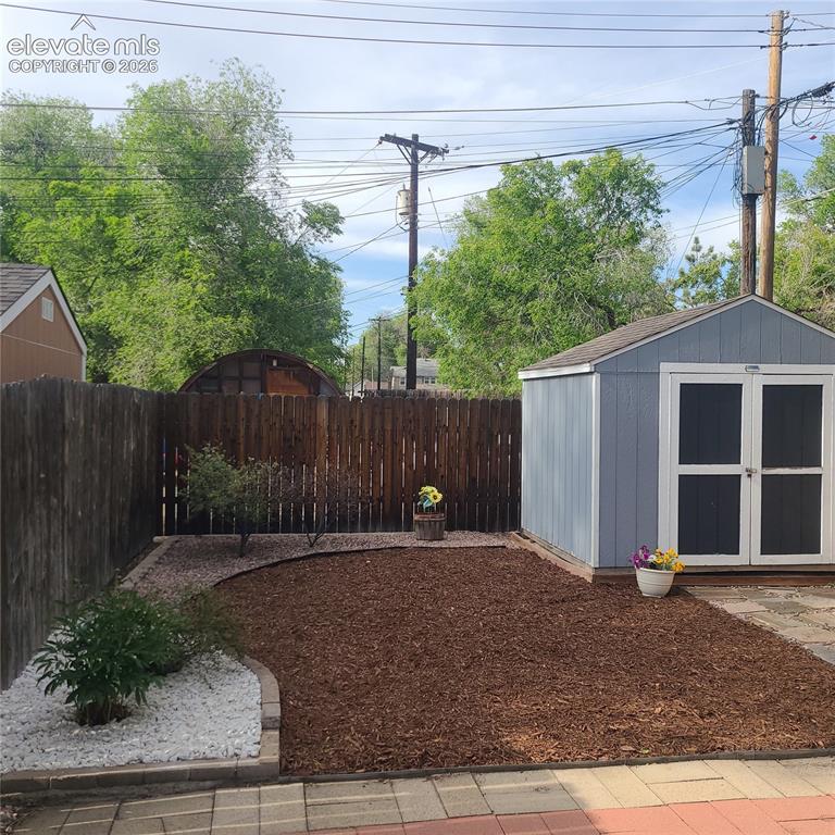 Image 44 of 44: Yard