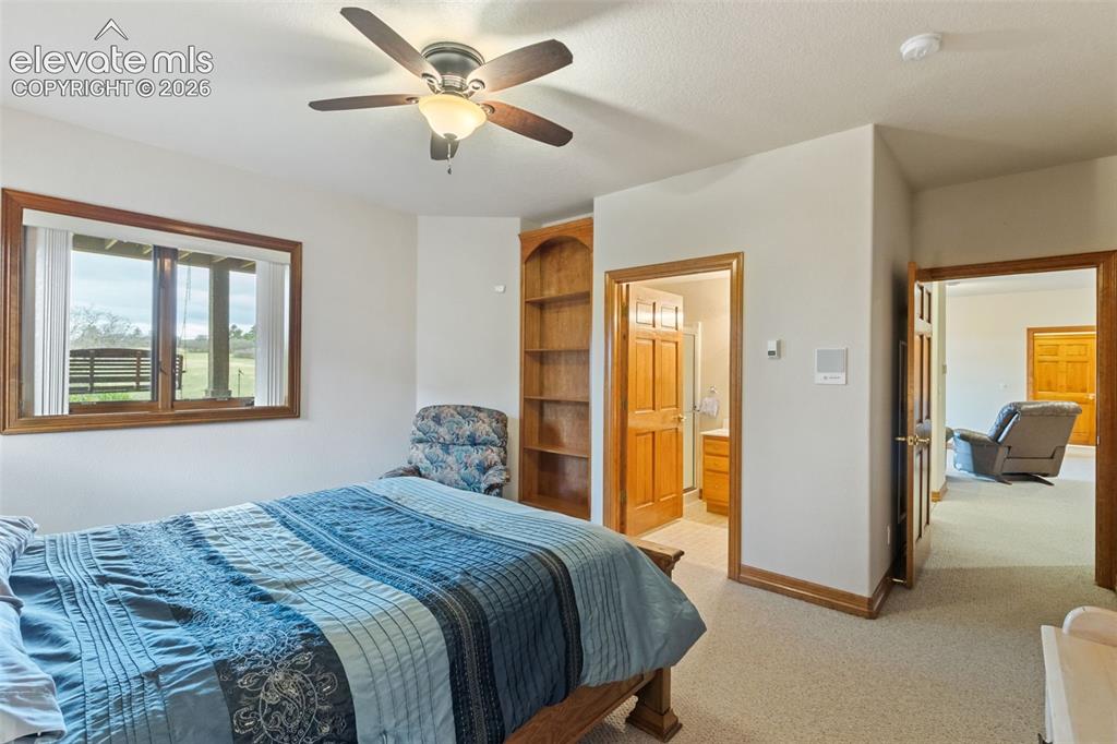 Image 34 of 47: Bedroom