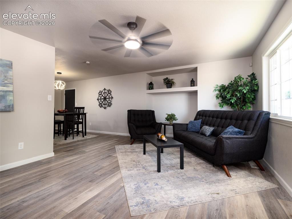 Image 6 of 27: Living Room