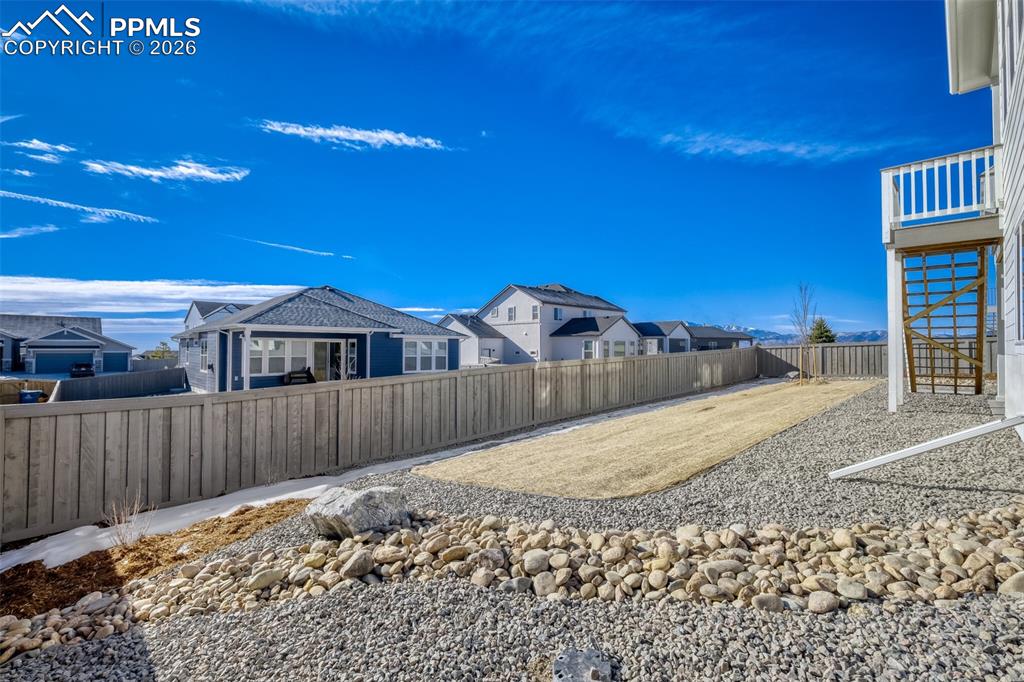 Image 28 of 28: Yard