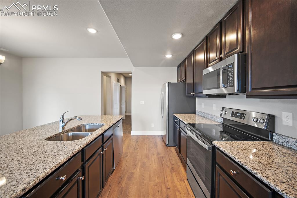 Image 12 of 34: Kitchen