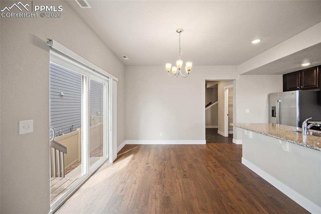 Image 16 of 34: Kitchen