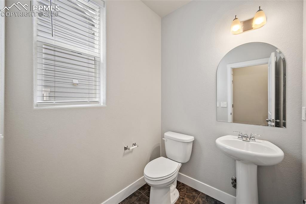 Image 18 of 34: Bathroom