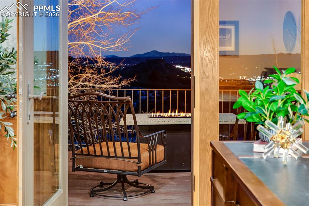 Image 40 of 50: Balcony