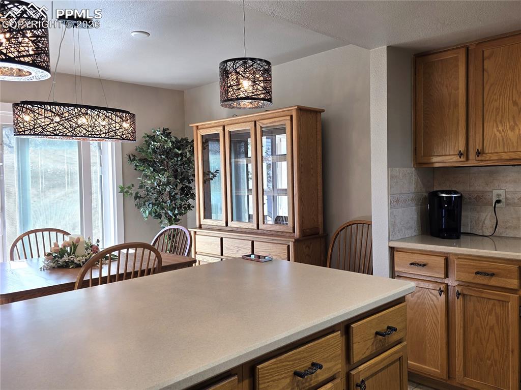 Image 8 of 35: Kitchen