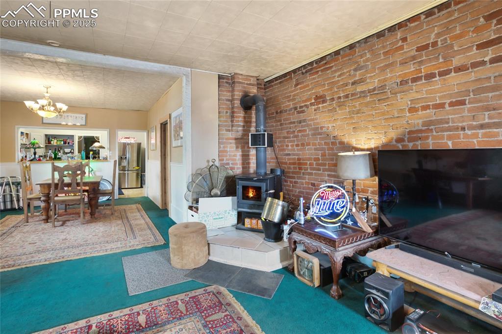 Image 10 of 22: Living Room