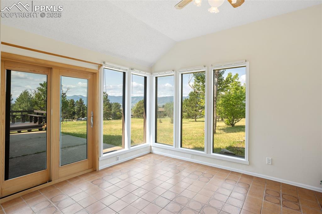 Image 13 of 35: Gorgeous Views!