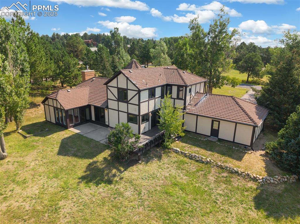 Image 26 of 35: Situated on nearly an acre!