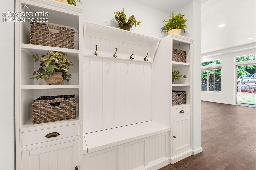 Image 15 of 29: Mud Room