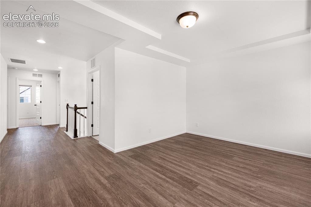 Image 16 of 29: Loft