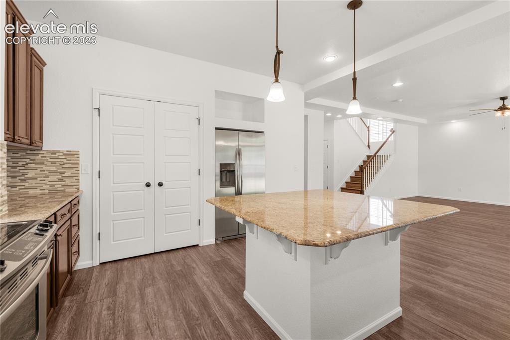 Image 9 of 29: Kitchen