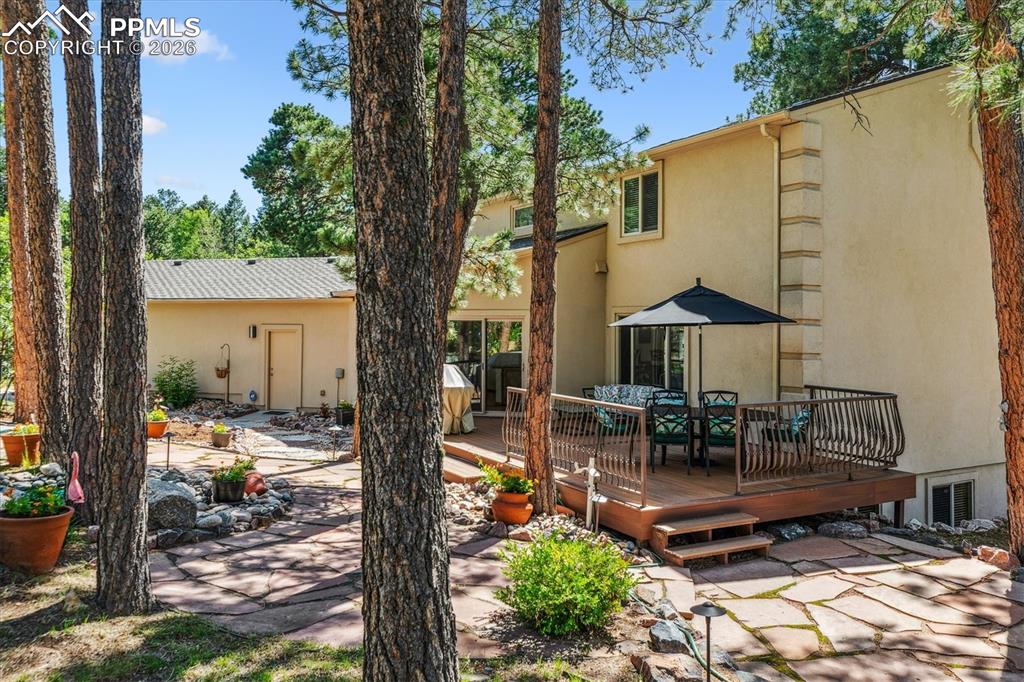 Image 38 of 50: Back of Structure