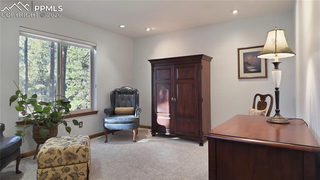 Image 6 of 50: Potential 4th Bedroom Non-conforming