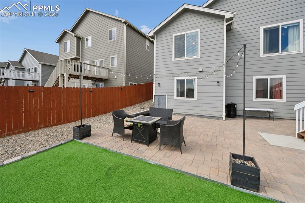 Image 34 of 41: Back of Structure