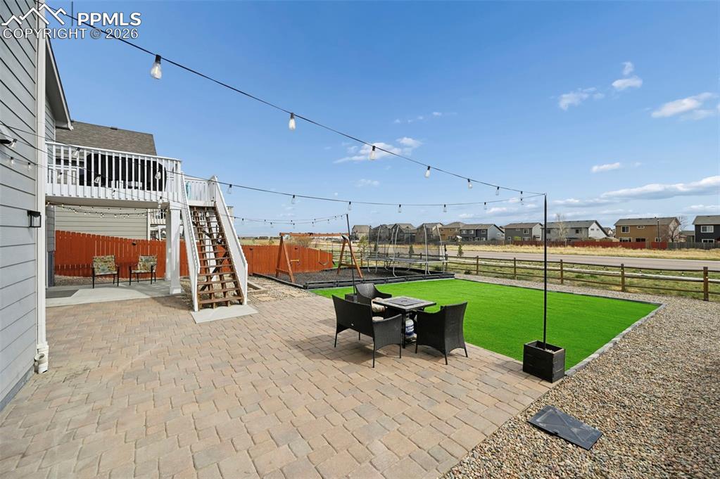 Image 37 of 41: Patio