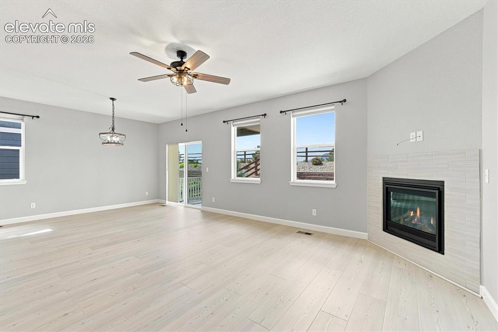 Image 14 of 48: Living Room