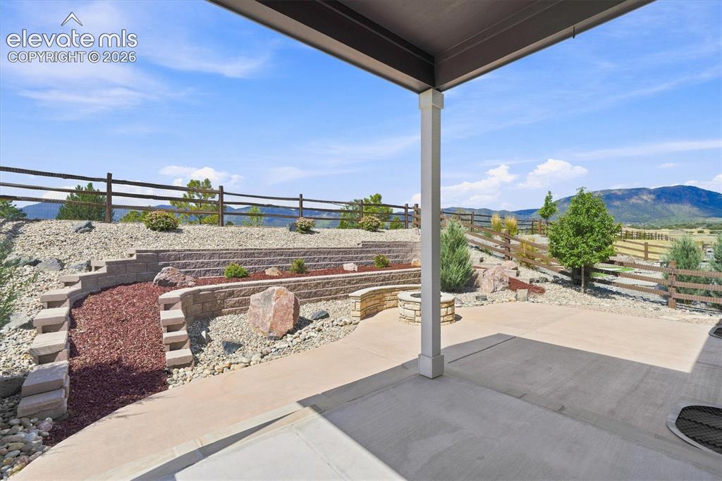 Image 15 of 48: Patio
