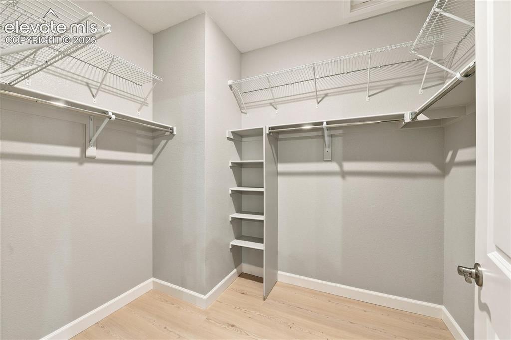 Image 29 of 48: Closet