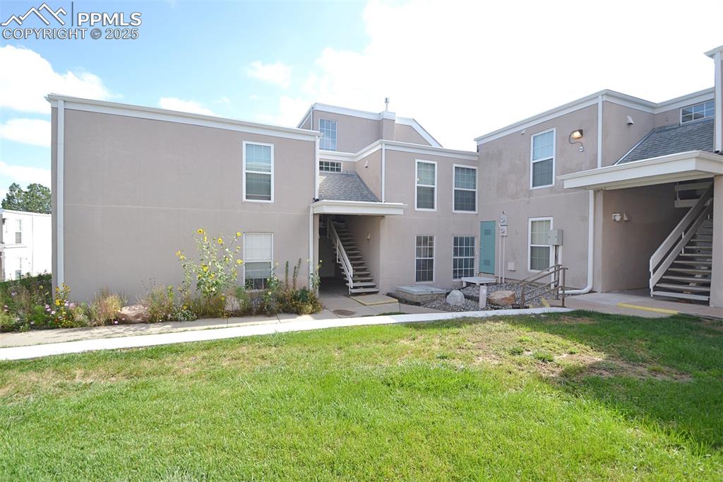 Image 2 of 31: Front of Structure