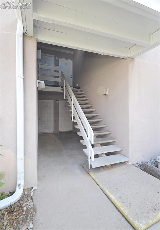 Image 6 of 31: View of stairs