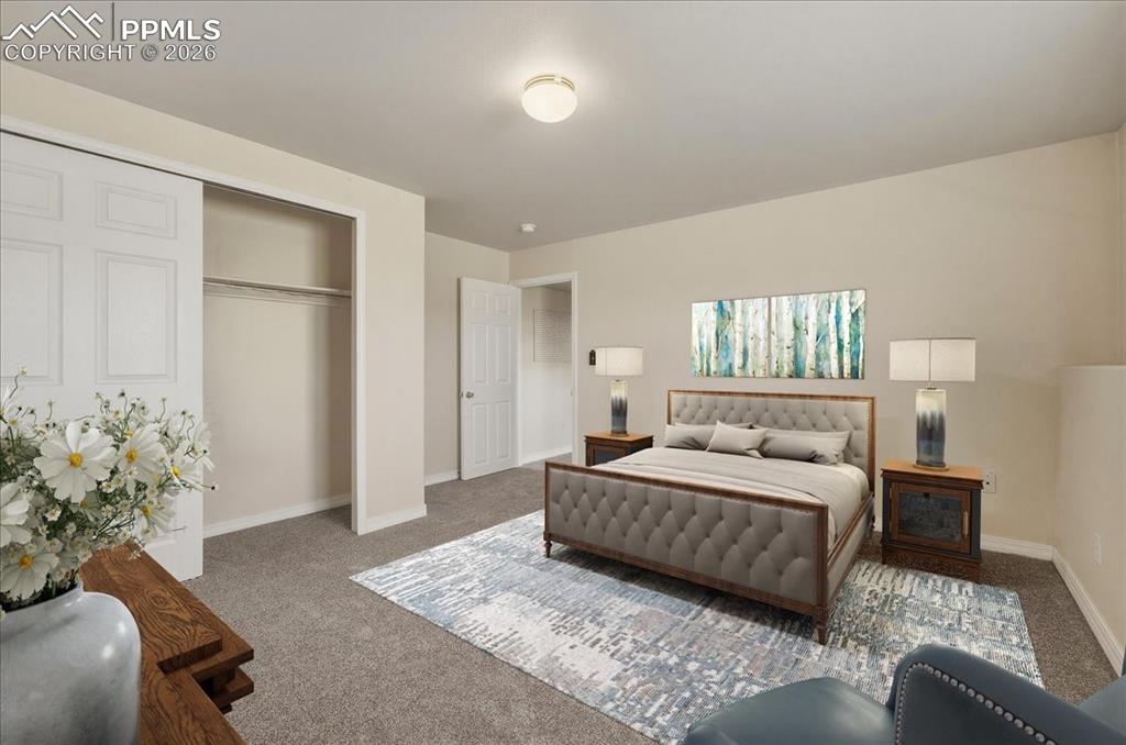 Image 6 of 25: Bedroom