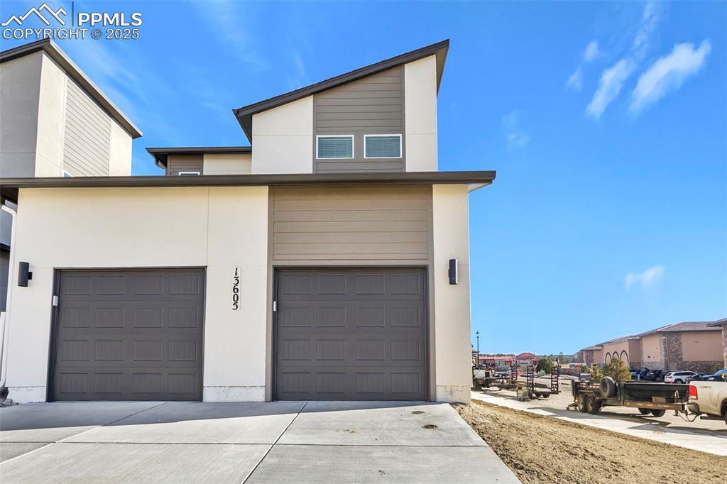 Image 2 of 23: Back of Structure